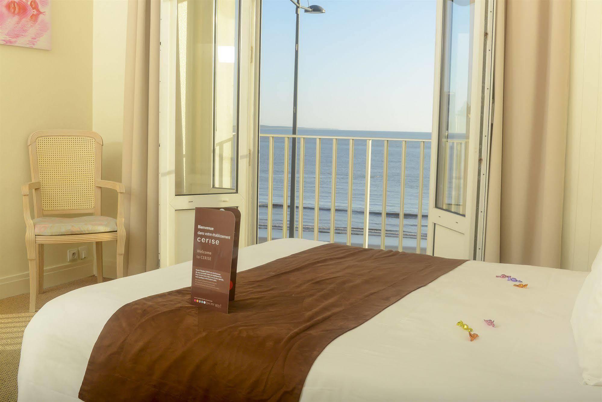 Cerise Royan - Le Grand Hotel De La Plage Dış mekan fotoğraf